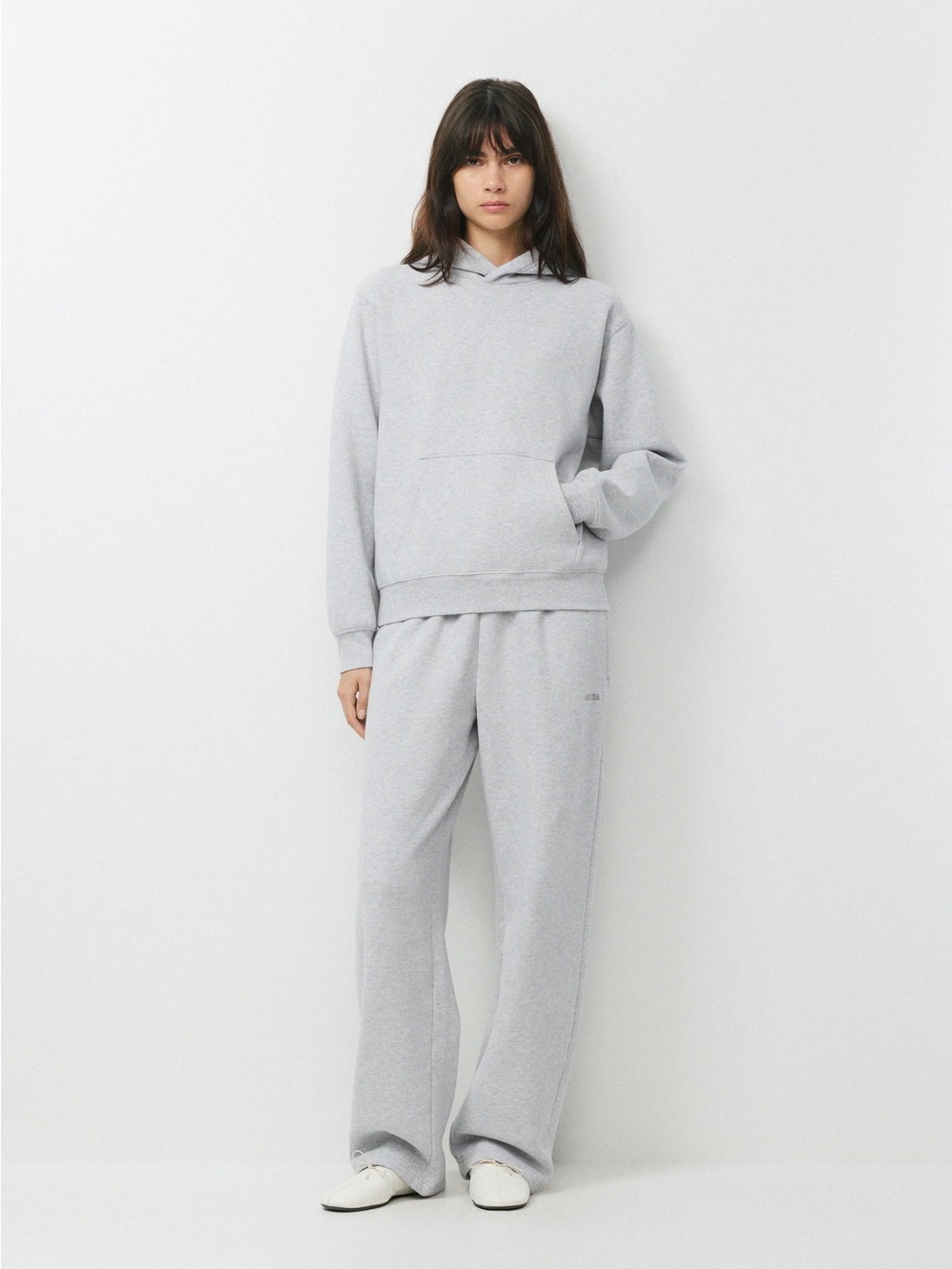 Aritzia Light Gray Sweatfleece Hoodie & Wide-Leg Sweatpants Set